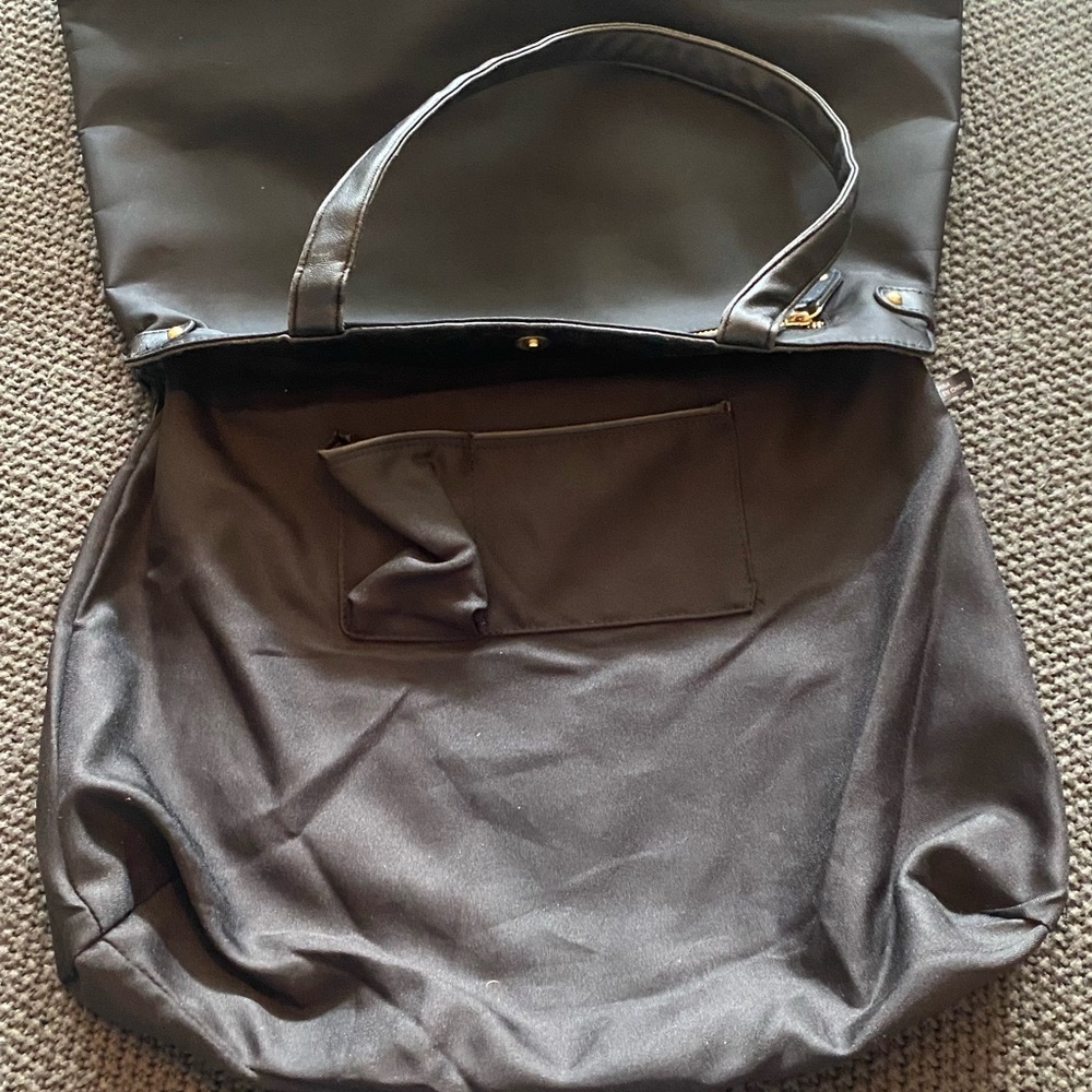 3 for $15 Black Tote Bag with Zipper Accents - Picture 6 of 13